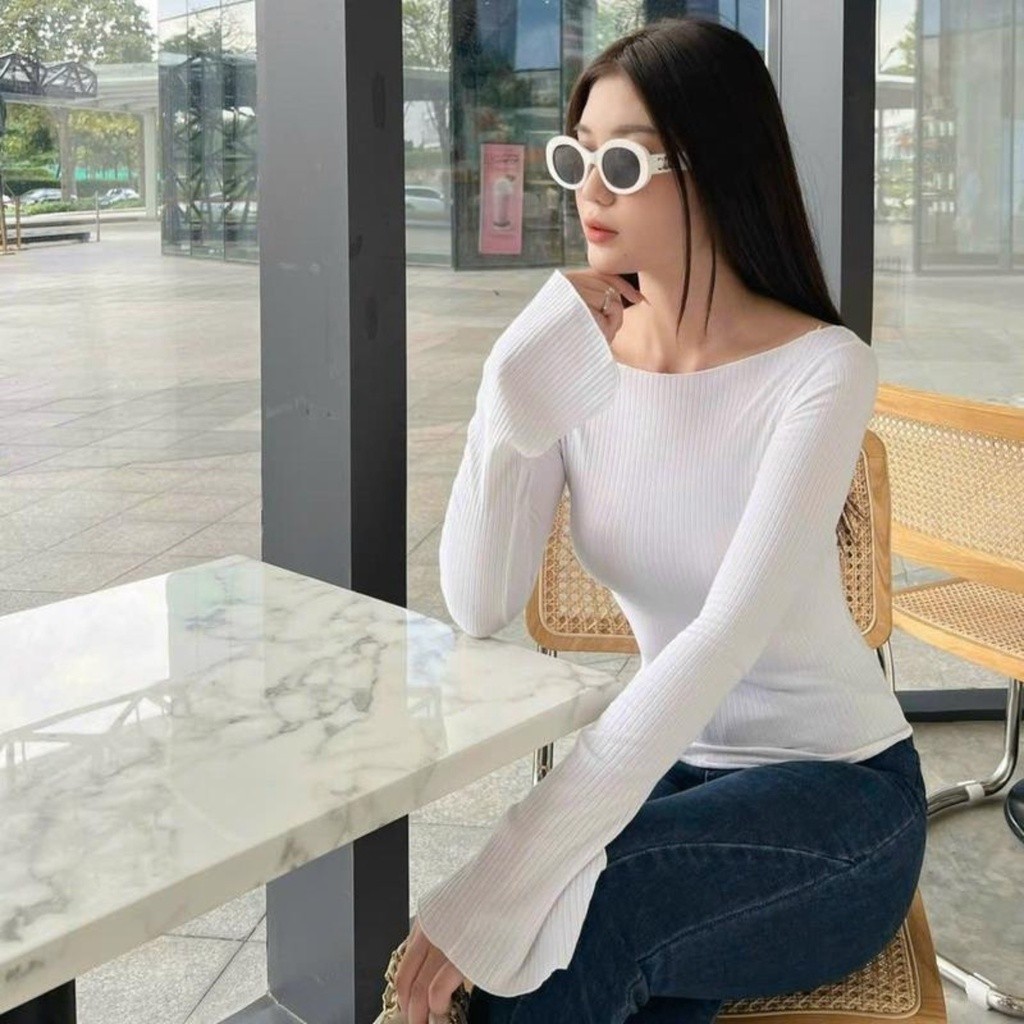 Áo Len Trễ Vai Tay Dài Ống Loe 29 Viền Cuốn Biên Đơn Giản A5948