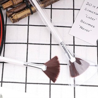 Cọ Phủi Quạt Bắt Sáng Đánh Má Hồng Trang Điểm