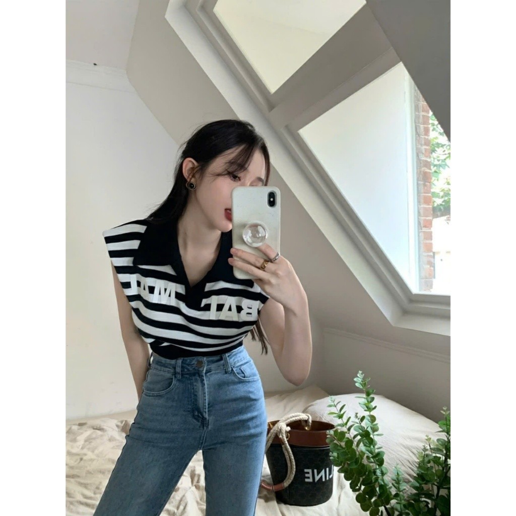 Áo cộc mùa hè nữ thiết kế cách điệu Croptop chất liệu dệt kim tay hến cổ polo hottrend MT33 SP268