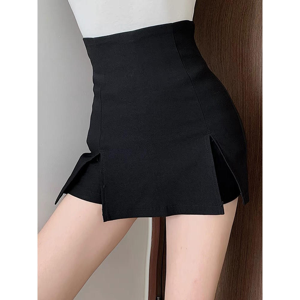 Chân Váy Mini Dáng Chữ A  Xẻ Tà 2 Bên Có Quần Trong C008
