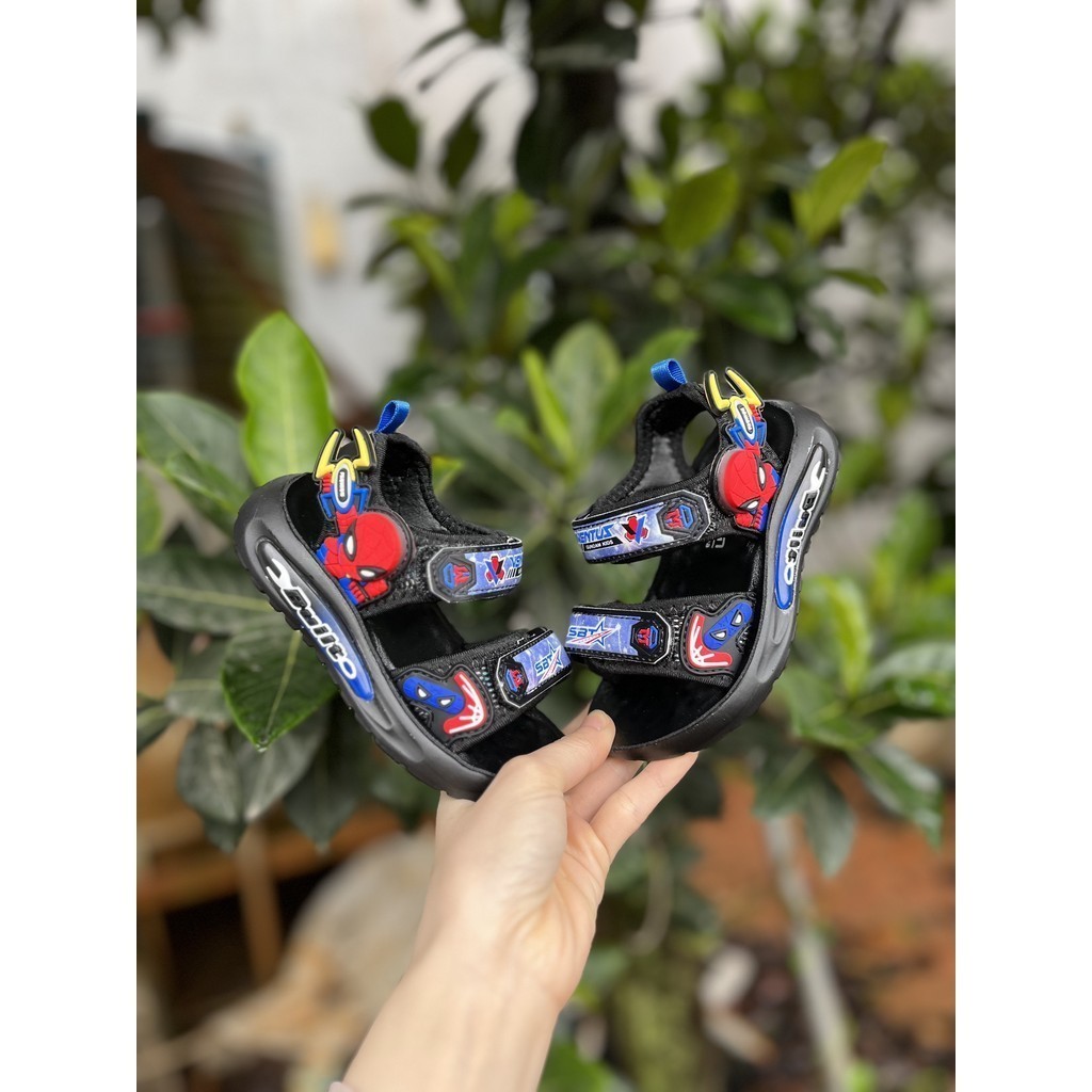 dép cho bé trai sandal bé gái hè thu khâu đế siêu nhân nhện bền đẹp êm chân chống trượt full box cho bé từ 1 tuổi C809