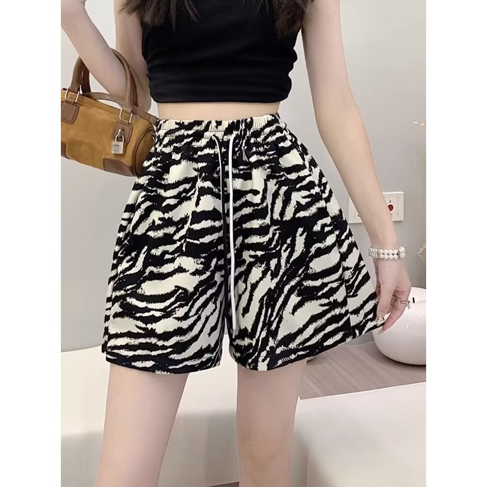 quần short nữ Quần Short Mùa Hè 2024 Phong Cách Mới Co Giãn Eo Dây Rút Rời Họa Tiết Ngựa Vằn Chữ