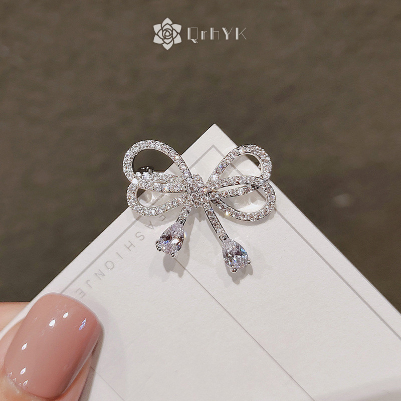 Qrhyk Thanh Lịch Nơ Kim Cương Giả Cài Khóa Pin Cho Nữ Cô Gái Nơ Khóa Pin Cardigan Kẹp Trang Sức Thổ Cẩm Phụ Kiện Mới
