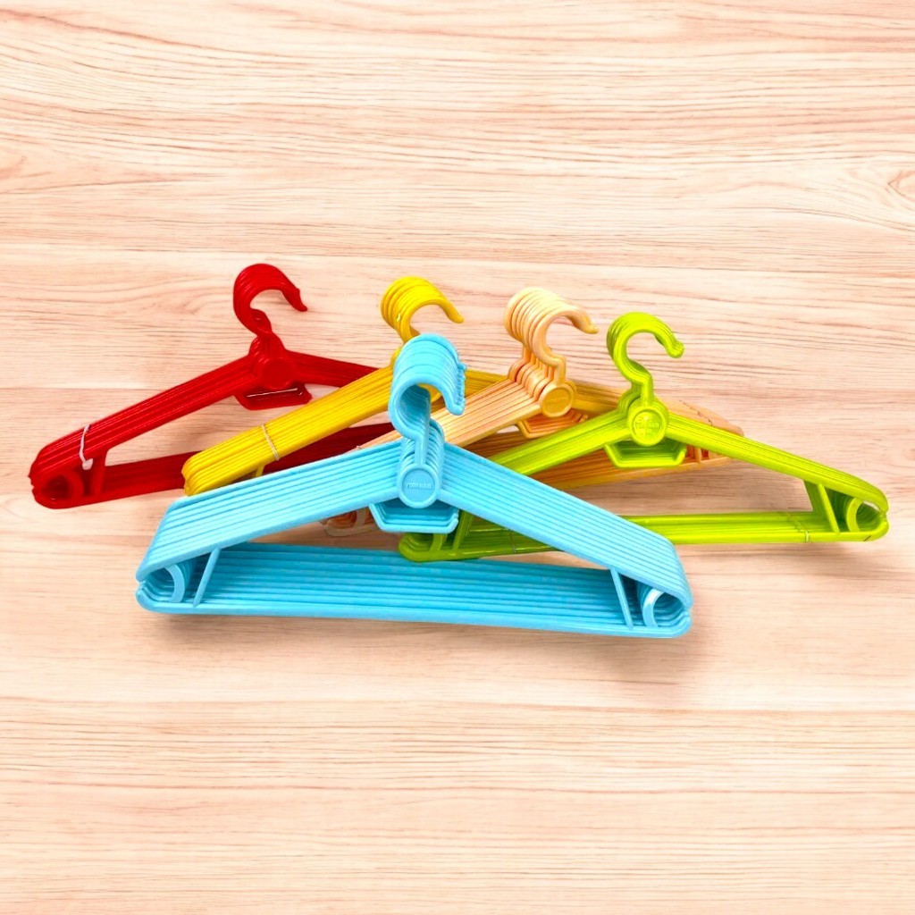 Bộ Sưu Tập Móc Vinh Nam Plastic Cao Cấp Chất Liệu Nhựa PP Bền Bỉ Đa Dạng Mẫu Mã Màu Sắc Chống Trượt