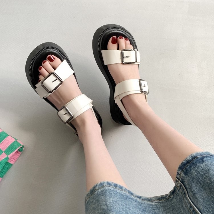 Mùa hè Mở Mũi Phẳng Dây Đeo Khóa Thấp Dép Đế PU Đế Thoải Mái Thanh Niên Hàng Ngày Cát Phù Hợp