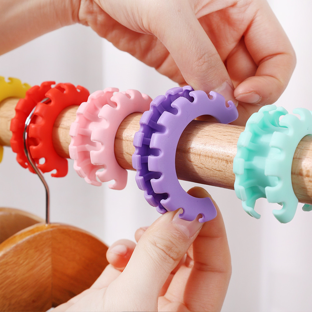 Đồ dùng giặt gia dụng - Chống trượt, Chống rơi - Móc treo sấy cố định miếng đệm - 4 chiếc Thanh treo móc quần áo chống gió Khóa vòng - Giá treo quần áo bằng silicon Kẹp cố định