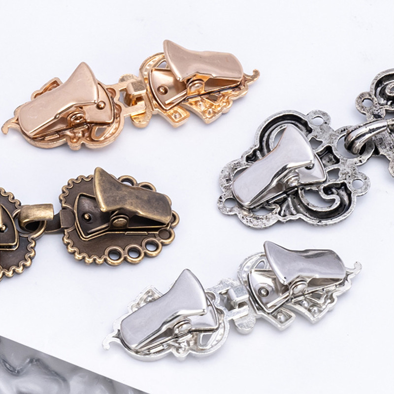 [Yunyuan] Kẹp khăn choàng Áo len cổ điển Châu Âu và Mỹ dành cho nữ Khóa khăn quàng cổ dát kim cương Chống phơi sáng Phụ kiện hợp kim