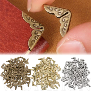Bộ 50 14 * 14mm Antique Book Corner Protector - Trang trí sổ tay kim loại bằng đồng bạc vàng - Góc album ren hoa cổ điển - Dành cho sổ lưu niệm, menu, thư mục