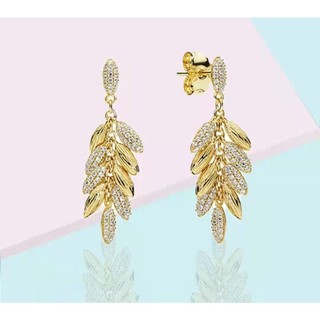 Còn hàng Bông tai bạc nữ925, dòng sản phẩm Giáng sinh đa năng và thời trang MMCE tinh tế
