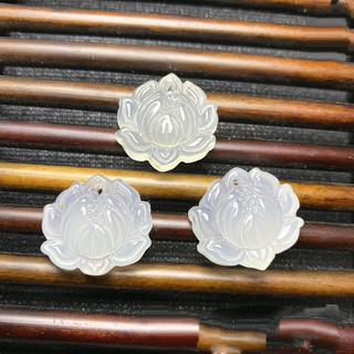 Ngọc trắng chalcedony mã não mặt dây chuyền sen ngọc dệt tua rua phụ kiện trang sức