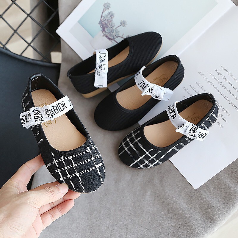 ( hàng sẵn ) giày búp bê bé gái nhẹ êm chân giày bệt cho bé vải thấm mồ hôi có size đại chống trượt V363