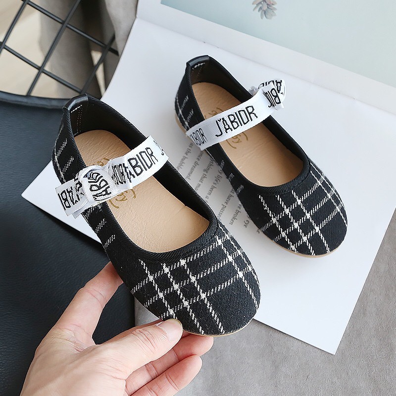 ( hàng sẵn ) giày búp bê bé gái nhẹ êm chân giày bệt cho bé vải thấm mồ hôi có size đại chống trượt V363