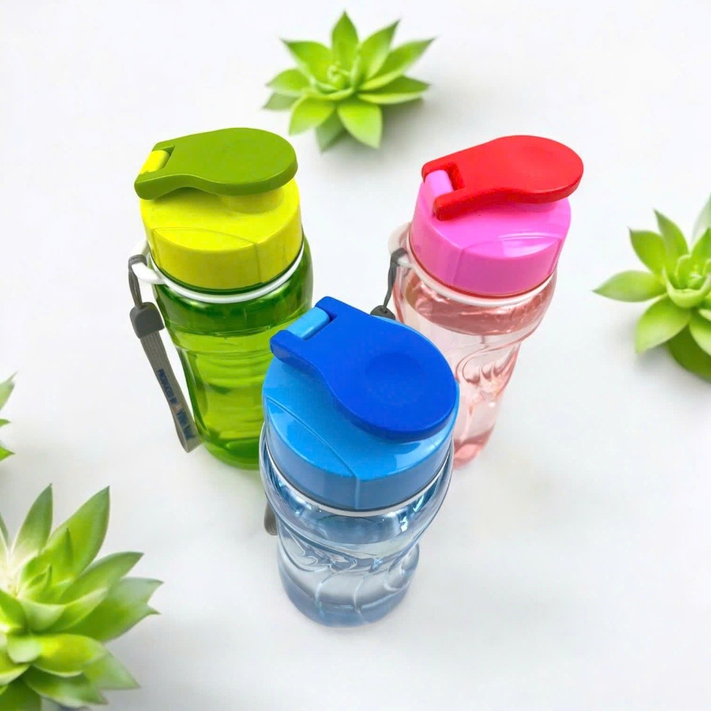 Bình Nước Học Sinh Vinh Nam Plastic Đựng Nước An Toàn Cho Sức Khoẻ Học Sinh Dung Tích 600ml Mã 241