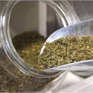 Parsley Lá Mùi Tây Ngò Tây Sấy Khô Nguyên Liệu Tạo Thêm Hương Vị Thơm Ngon Cho Các Món Âu ( Salad, Hầm, Nướng,Súp,Sốt)