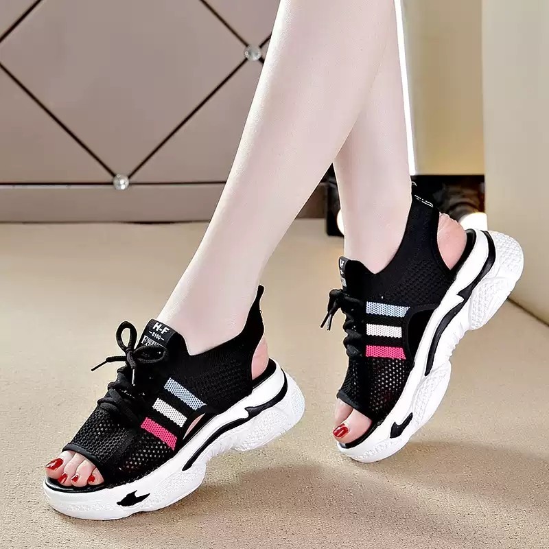 Xăng đan Thể Thao Nữ Mùa Hè 2024 Mới Rỗng Flat Ins Thời Trang Phù Hợp Với Nền Tảng Giày Thường Ngày Nữ