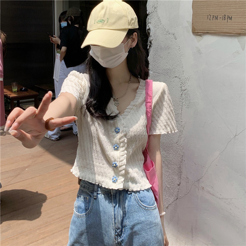 Áo thun xếp nếp cho phụ nữ, tay ngắn đan mỏng, phong cách cô gái cay, áo crop top với quần cạp cao, áo thun