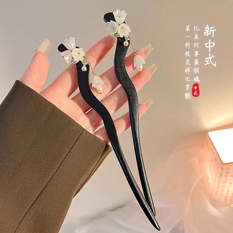 Kẹp tóc hoa Lily bằng gỗ màu đen của Thung lũng Phụ kiện tóc đơn giản