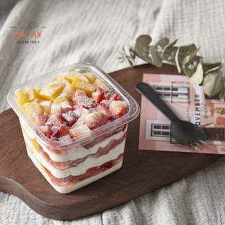 50 Hộp Nhựa Pet Vuông B10-8 đựng Bánh Tiramisu, Mousse Bánh Lạnh,Pudding