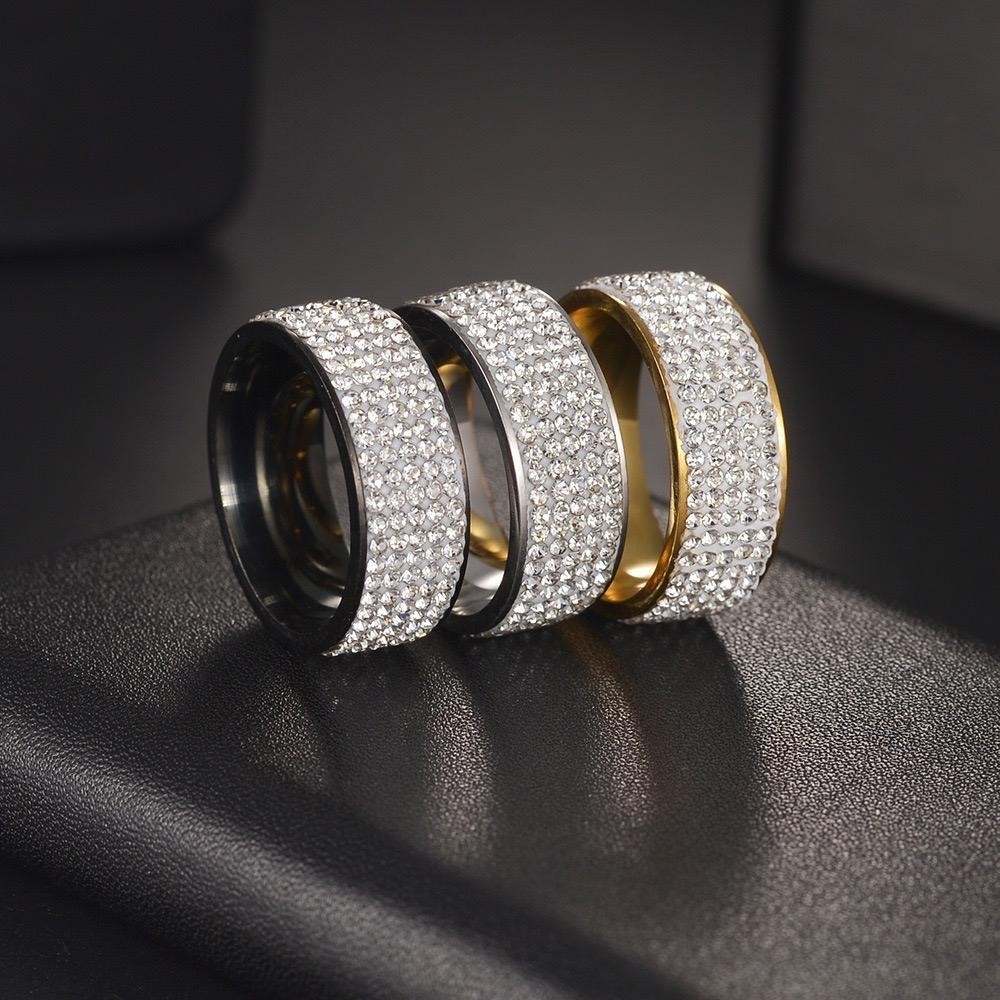 Nhẫn đính đá full hạt cz - chất liệu titan không gỉ - bảo hành 12 tháng
