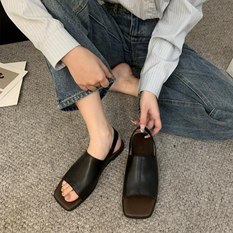 Dép Sandal Nữ Atikota Cho Thời Trang Mùa Hè Thoải Mái Mềm Mại Chống Trơn Trượt Dép Đi Biển Nhẹ Cho Du Lịch