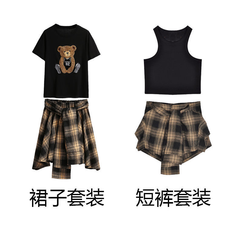 set đồ nữ Bộ Đồ Nữ Mùa Hè Phong Cách Mới Rời Tất Cả Trận Đấu Mỏng Hơn Nhìn Cô Gái Nóng Áo Vest Ngắn Top Kẻ Sọc Quần Short Hai Mảnh Phù Hợp Với