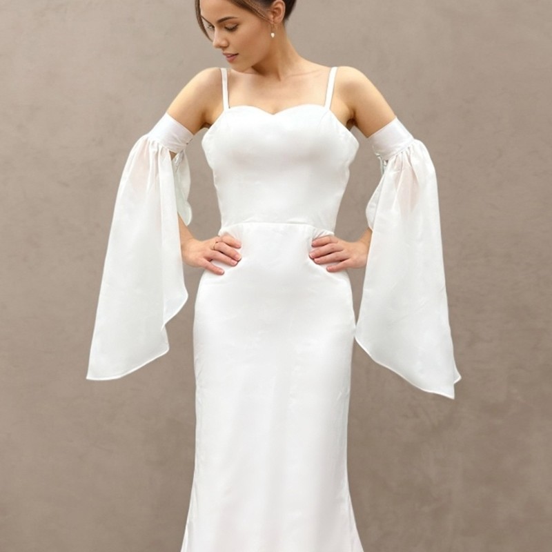 Áo Cưới Tulle Bishop Sleeves Sheer, Tay Dài, Trắng Sang Trọng cho Đám Cưới
