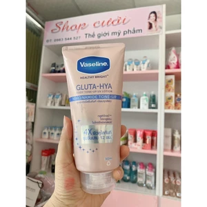 Kem dưỡng thể Vaselin Heathy Bright Glutha - Hya Niacinamaide Tone - Up 4X 300ml ( Thái Lan)