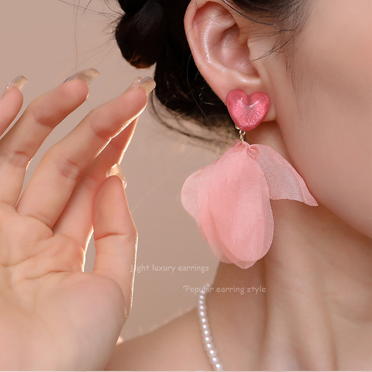Bông tai vải voan tình yêu màu hồng sang trọng thời trang nữ