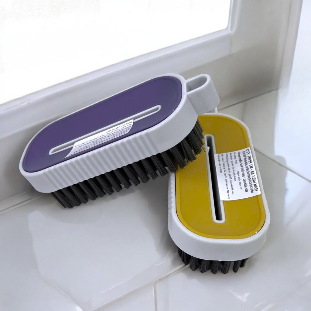 Bàn Chải Oval Lông Mềm Vinh Nam Plastic Thiết Kế Nhỏ Gọn Tiện Lợi Lông Mềm Giúp Cọ Rửa Mã 1028