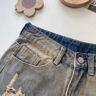 Mỹ Đường Phố Cao Cấp Rách Crop Quần Hip Hop Unisex Châu Âu Mỹ vibe Phong Cách Cao Cấp Thẳng Tất Cả Trận Đấu Quần Short Denim