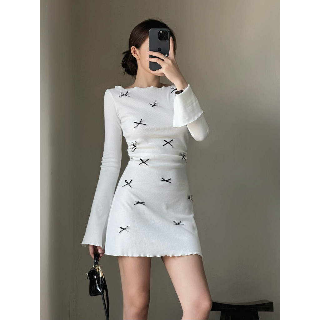 BARE_ Đầm nữ tay dài cổ thuyền tay loe thiết kế đính nơ xinh xắn chất thun gân tăm xịn co dãn tôn dáng-D035