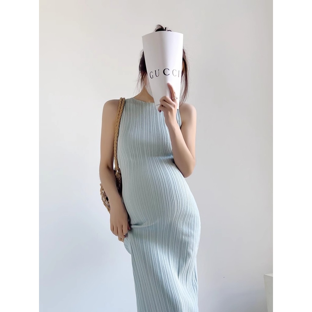 Trang phục bà bầu Mùa hè Phong cách mới Influencer Tính khí dệt kim xẻ lưng Slim @ -