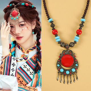 1 chiếc mũ đội đầu ảnh du lịch, ảnh phong cách dân tộc, trang phục khiêu vũ, dây chuyền áo len, ảnh du lịch, trang sức mặt dây chuyền cá tính