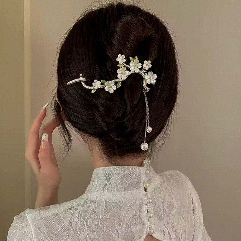 Kẹp tóc tua rua nơ cao cấp đơn giản xu hướng mới 2024, thanh lịch