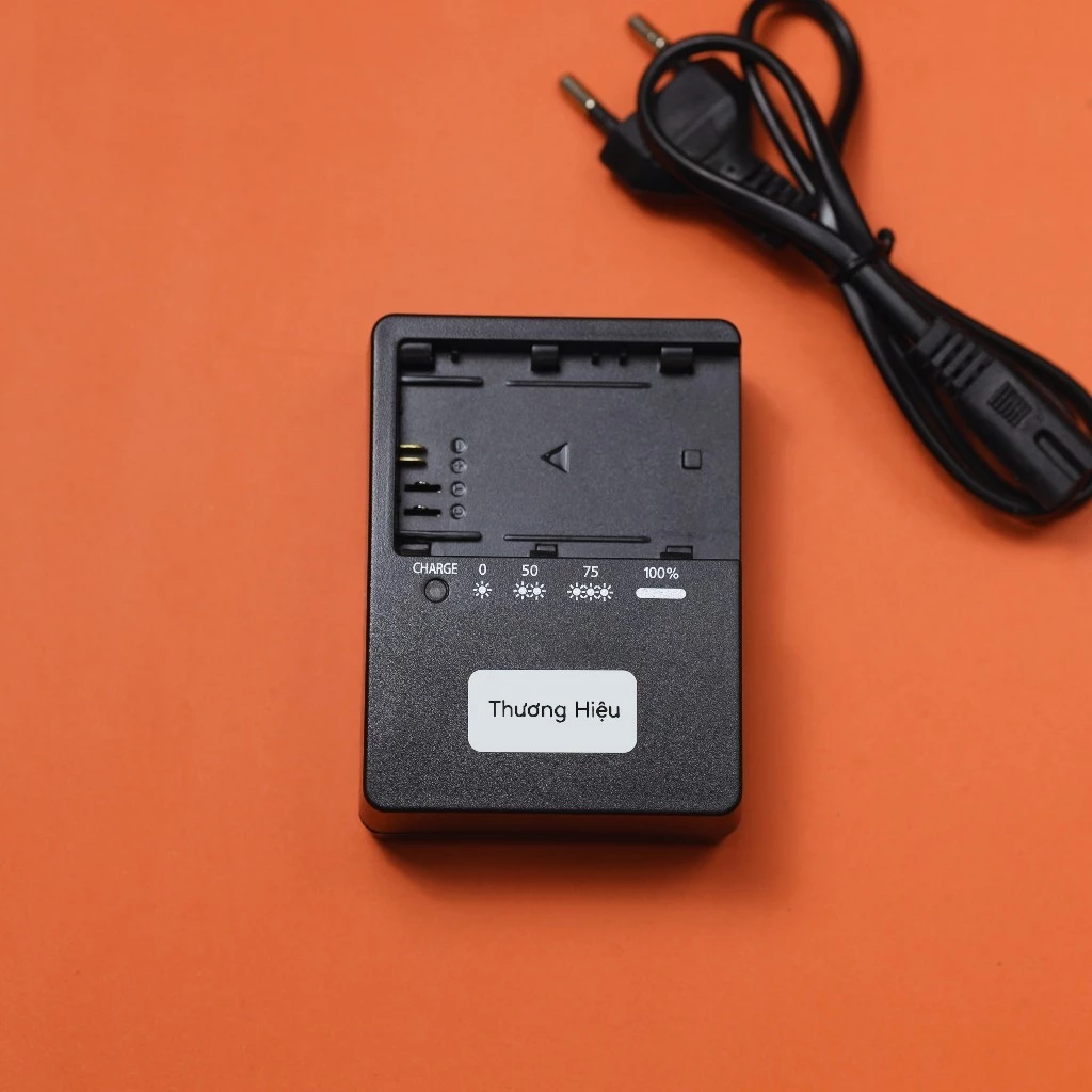 Sạc pin Canon LC E6E CAO CẤP cho pin canon Lp E6 dùng Canon 5DII , 5DIII , 6D , 7D, 70D, canon 60D