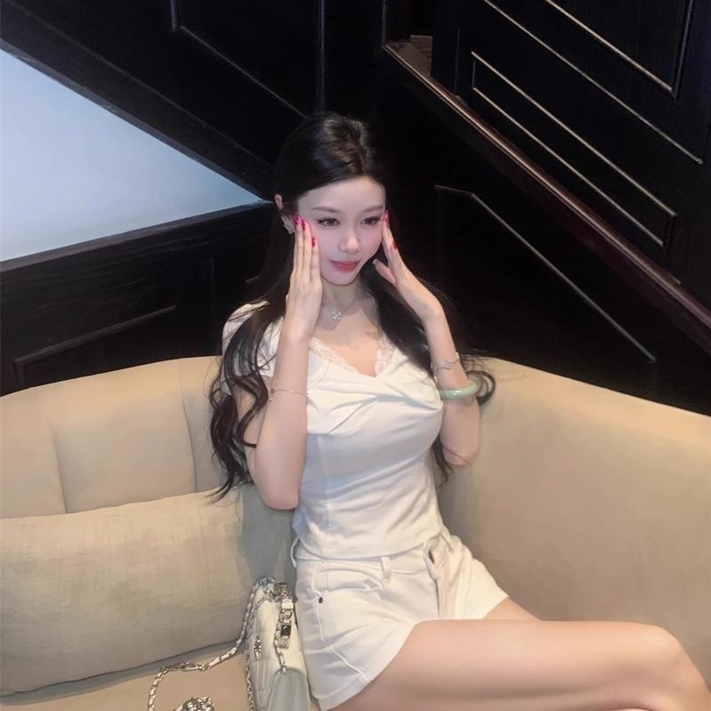 Áo thun ngắn tay cổ V cho phụ nữ mùa hè mới, dáng ôm vừa vặn