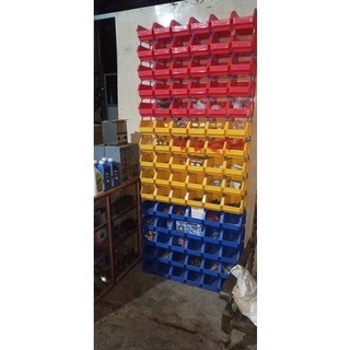 Một Khay nhựa loại Trung A6  kèm chân nối  đựng đồ kim khí sửa chữa xe máy bulong ốc tán