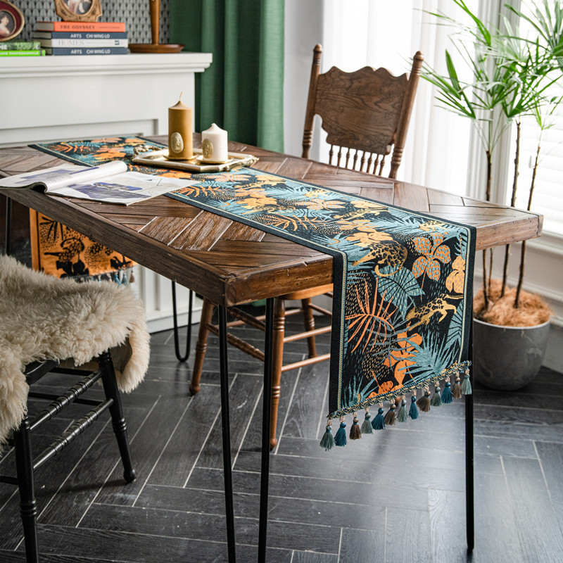 American Retro Table Runner Sợi nhuộm Jacquard Table Runner Khăn trải bàn bằng vải Polyester gia dụng