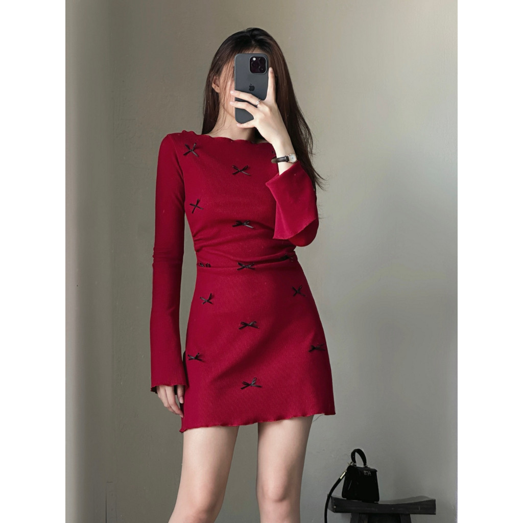 BARE_ Đầm nữ tay dài cổ thuyền tay loe thiết kế đính nơ xinh xắn chất thun gân tăm xịn co dãn tôn dáng-D035