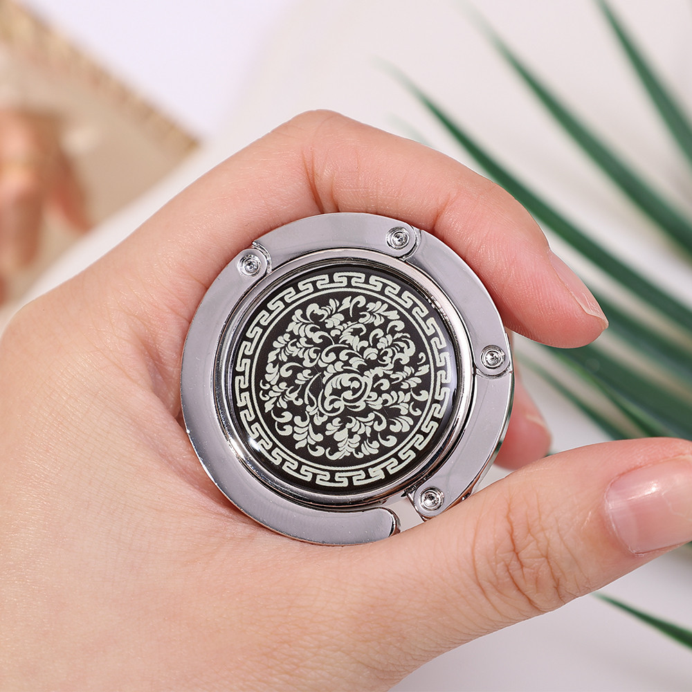 Hộp đựng túi xách nữ thời trang cổ điển - Móc treo túi gấp hoa trắng đen - Giá treo ví di động bền bỉ - Móc treo bàn đựng chìa khóa du lịch