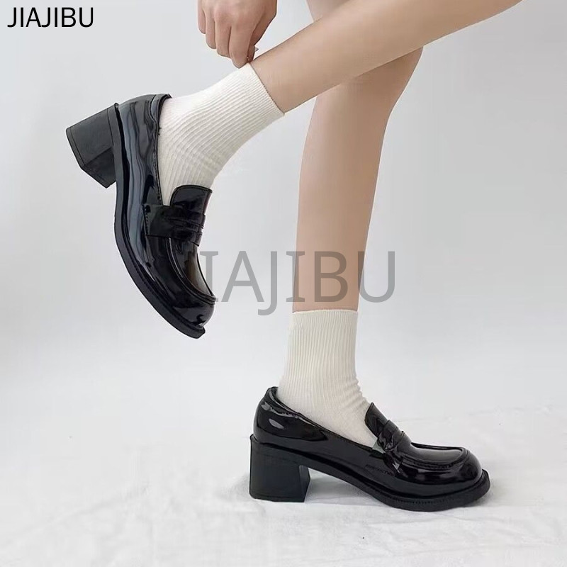 Size 35-43 Giày Đồng Phục JK Của Nhật Giày Nữ Cỡ Lớn Giày Da Bóng Màu Đen Giày Da Cao Gót Phong Cách Anh Quốc 42 Plus Size Women's Shoes Giày Da Học Sinh Giày Công Chúa Gót Dày Màu Trắng Korean Fashion Platform Mary Jane Shoes Cute Round Toe Lolita Shoes