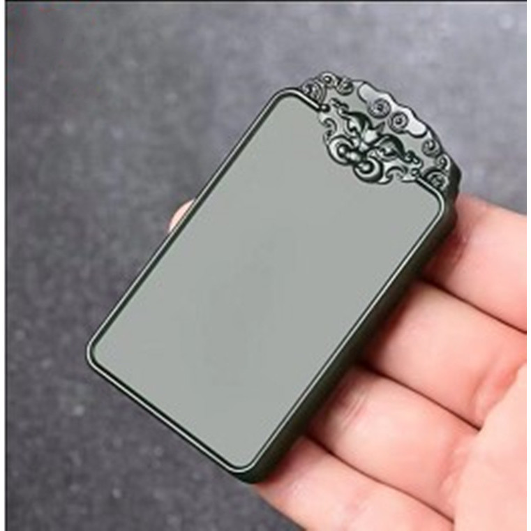 Mặt dây chuyền Sapphire tinh tế cho nam và nữ từ thương hiệu Wuwu