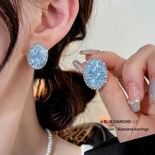 Bông Tai Cao Cấp, Phù Hợp Với Style Nhẹ Nhàng Cho Nữ