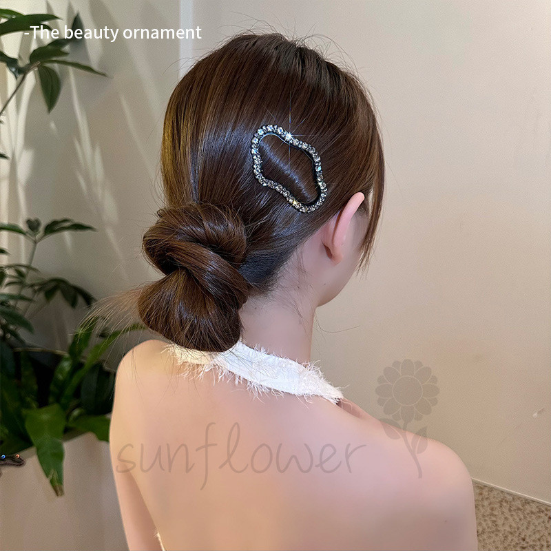 Kẹp tóc đám mây đính đá Nổ kẹp tóc gãy