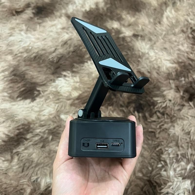 Loa bluetooth(3 trong 1)tích hợp sạc dự phòng và giá đỡ điện thoại xoay 360 độ, 2 đầu dây sạc, loa to,pin dùng 4-5 tiến
