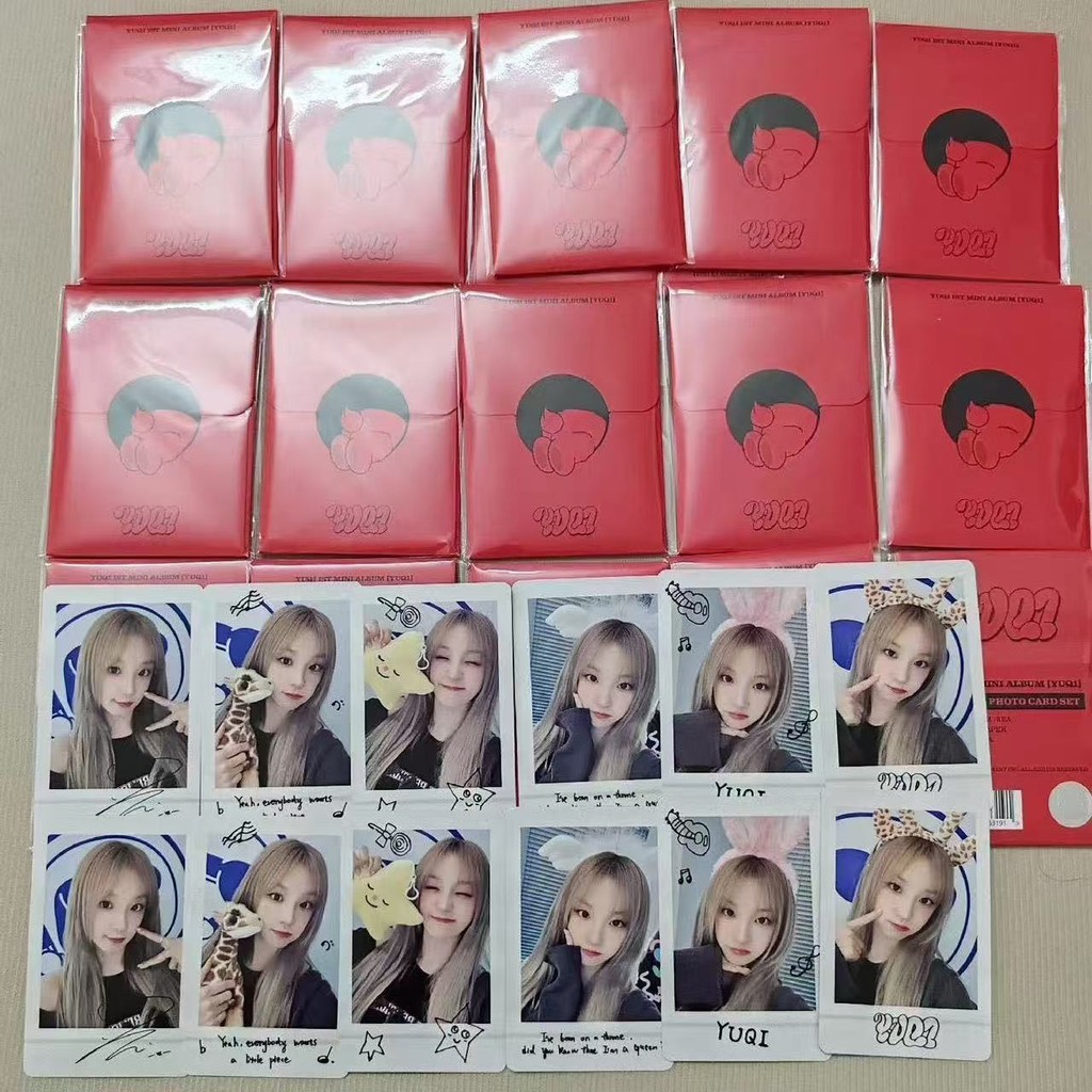 Bộ thẻ ảnh YUQI (G) I-DLE 1st Mini Album YUQ1