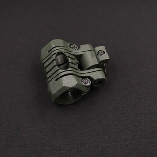 Kẹp đèn pin xoay_gắn vào ray trượt mũ bảo hiểm tactical