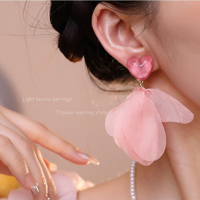 Bông tai vải voan tình yêu màu hồng sang trọng thời trang nữ