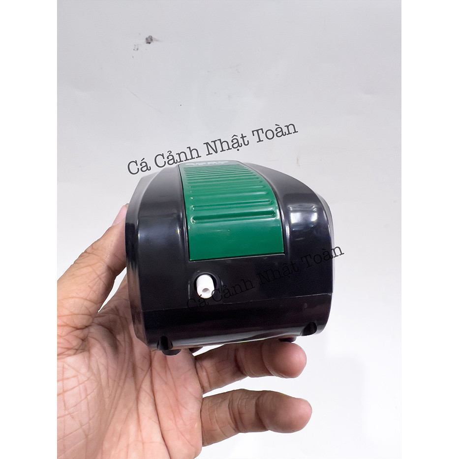 Máy Sủi Oxy Siêu Êm Sobo 1102 1 Vòi 3,5w Cho Bể Cá Cảnh
