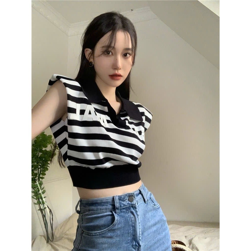 Áo cộc mùa hè nữ thiết kế cách điệu Croptop chất liệu dệt kim tay hến cổ polo hottrend MT33 SP268